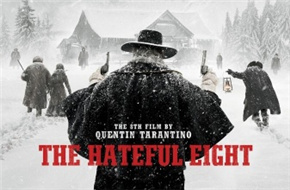 昆汀《八恶人》新版海报 从背影看雪中多人枪战