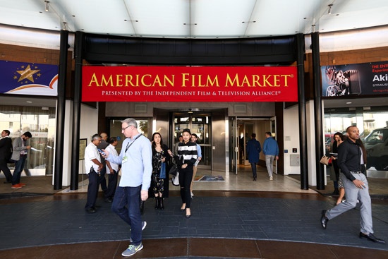 美国电影市场观察：巨人觉醒 中国面孔无处不在(图1)